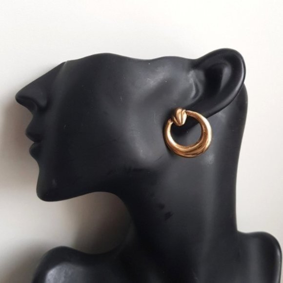 Vintage gold tone door knocker earrings